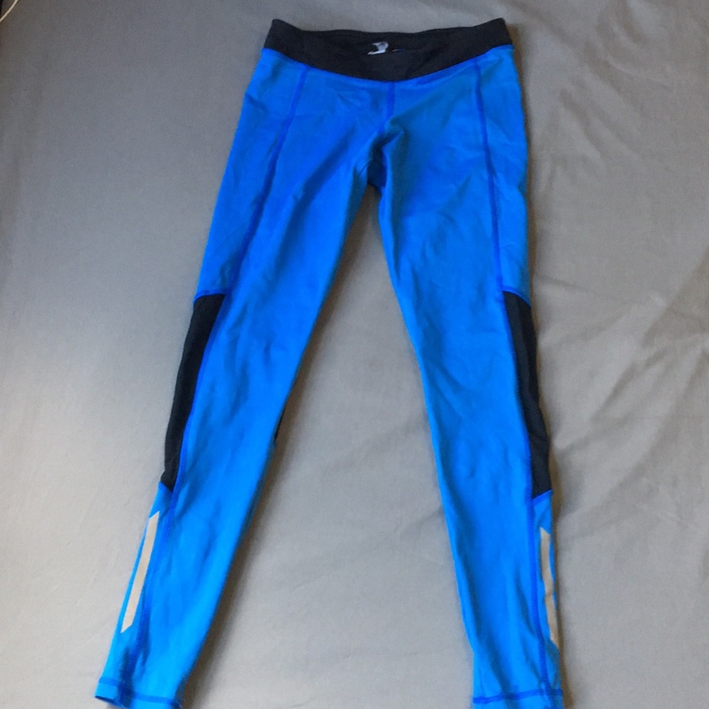FOREVER 21 BLUE ATHLETIC LEGGINGS